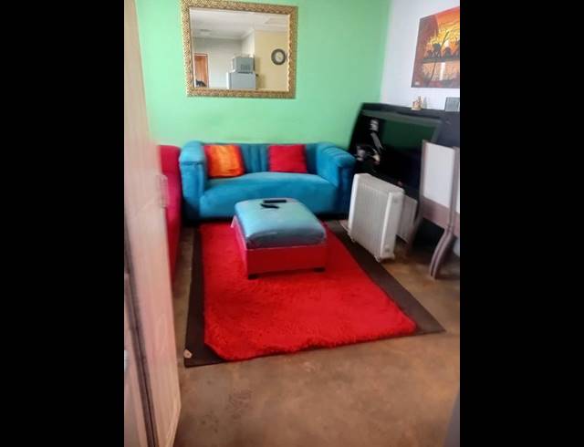 2 BEDROOM PROPERTY TO RENT IN LUFHERENG